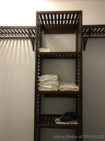 $2,300 | 620 West Utica Street, Unit 2, Sellersburg, IN 47172