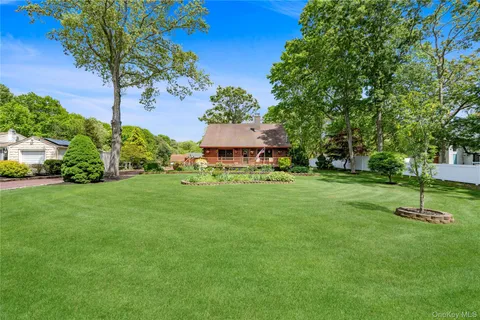 $749,990 | 355 Woodland Avenue, Manorville, NY 11949