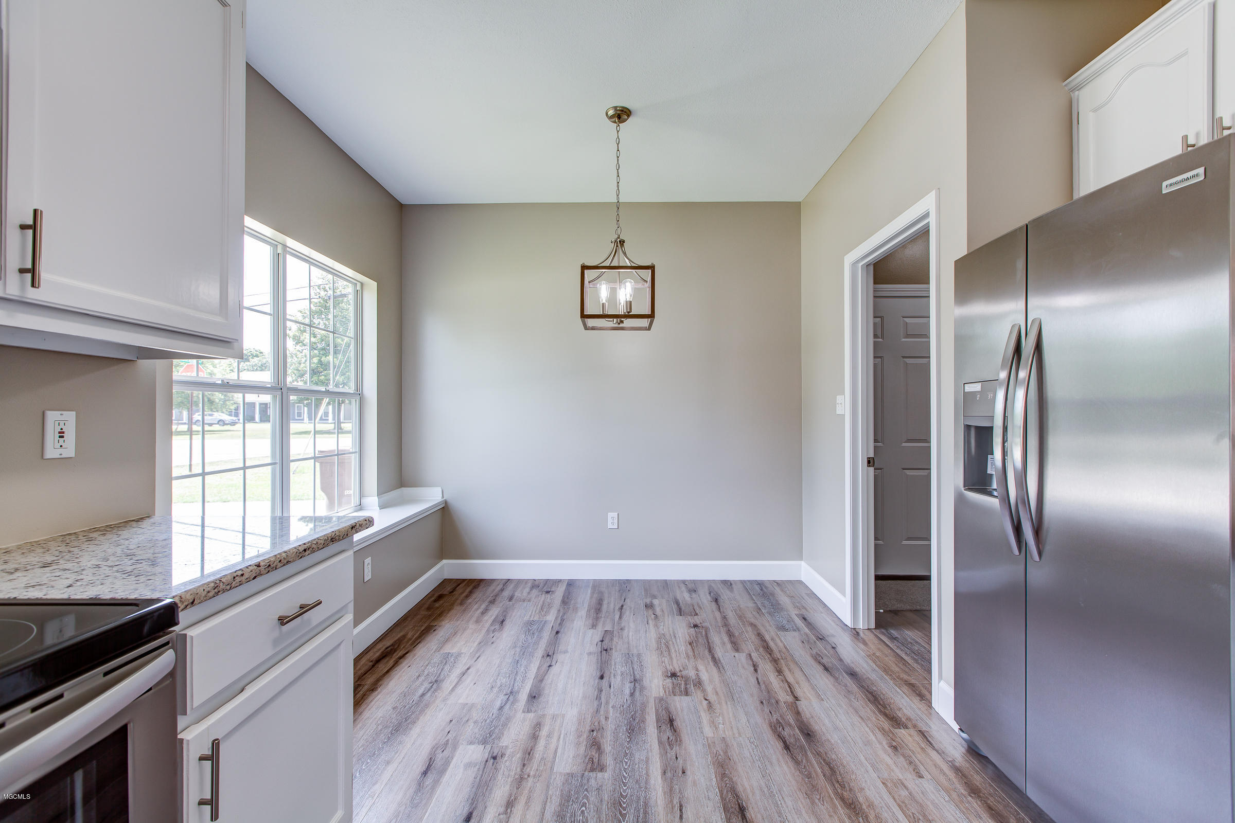 10670 Shorecrest Road Biloxi, MS 39532 - Photo 12 of 41 10670Shorecrest-11