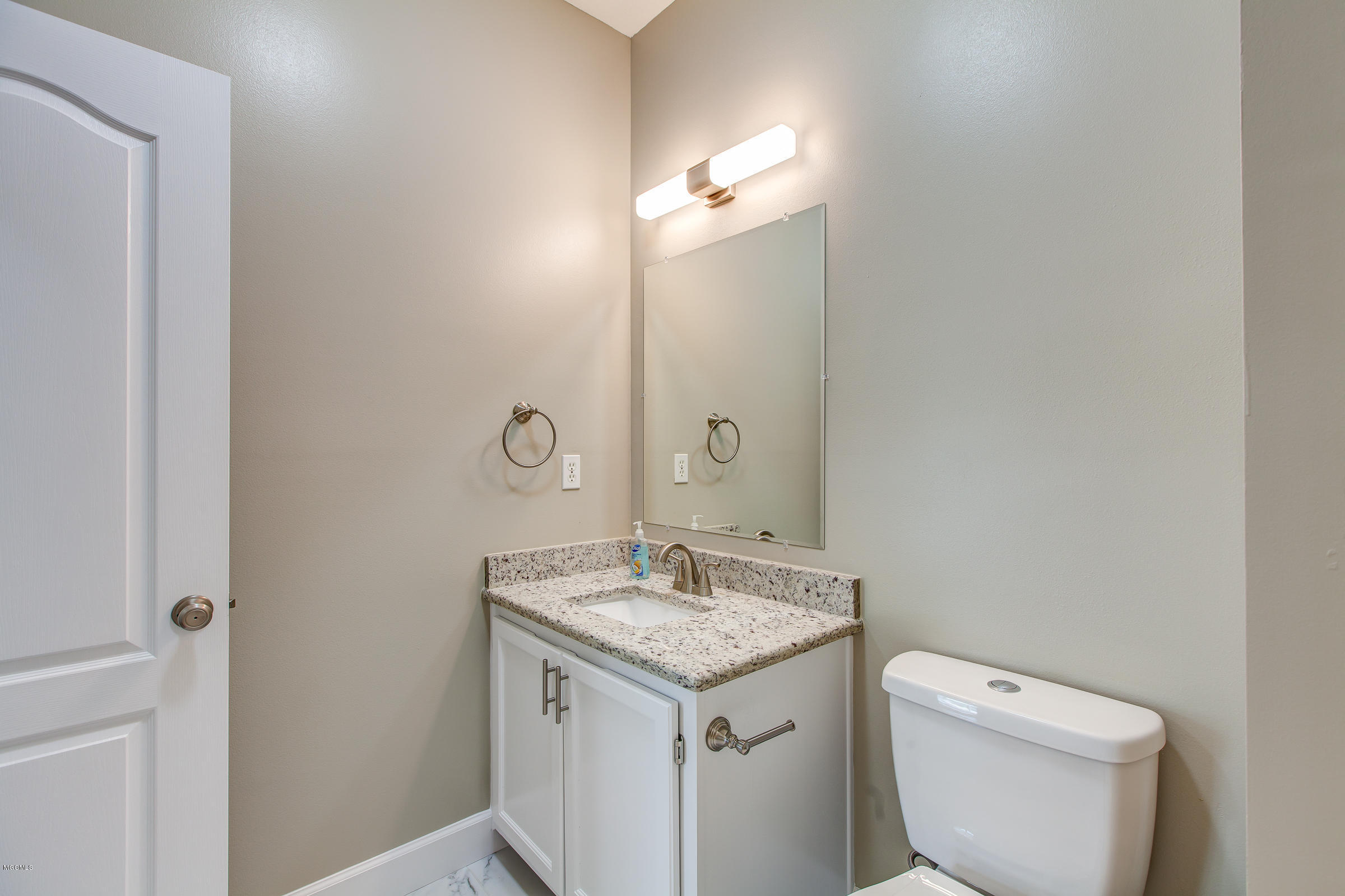 10670 Shorecrest Road Biloxi, MS 39532 - Photo 16 of 41 10670Shorecrest-15