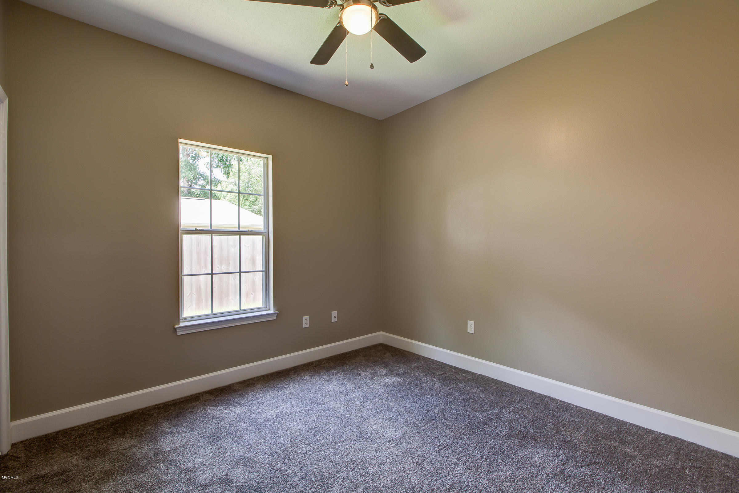10670 Shorecrest Road Biloxi, MS 39532 - Photo 22 of 41 10670Shorecrest-21