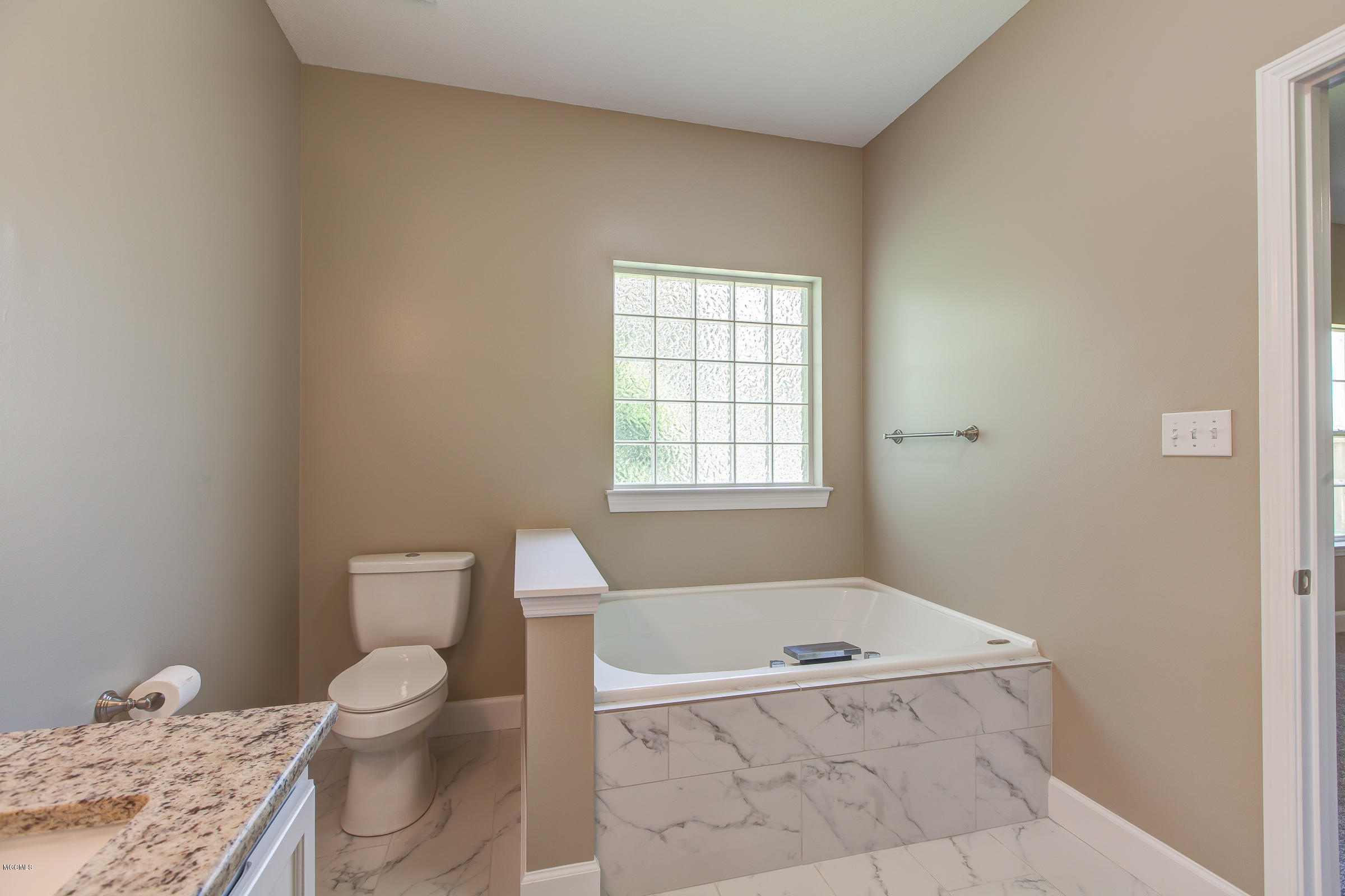 10670 Shorecrest Road Biloxi, MS 39532 - Photo 27 of 41 10670Shorecrest-26