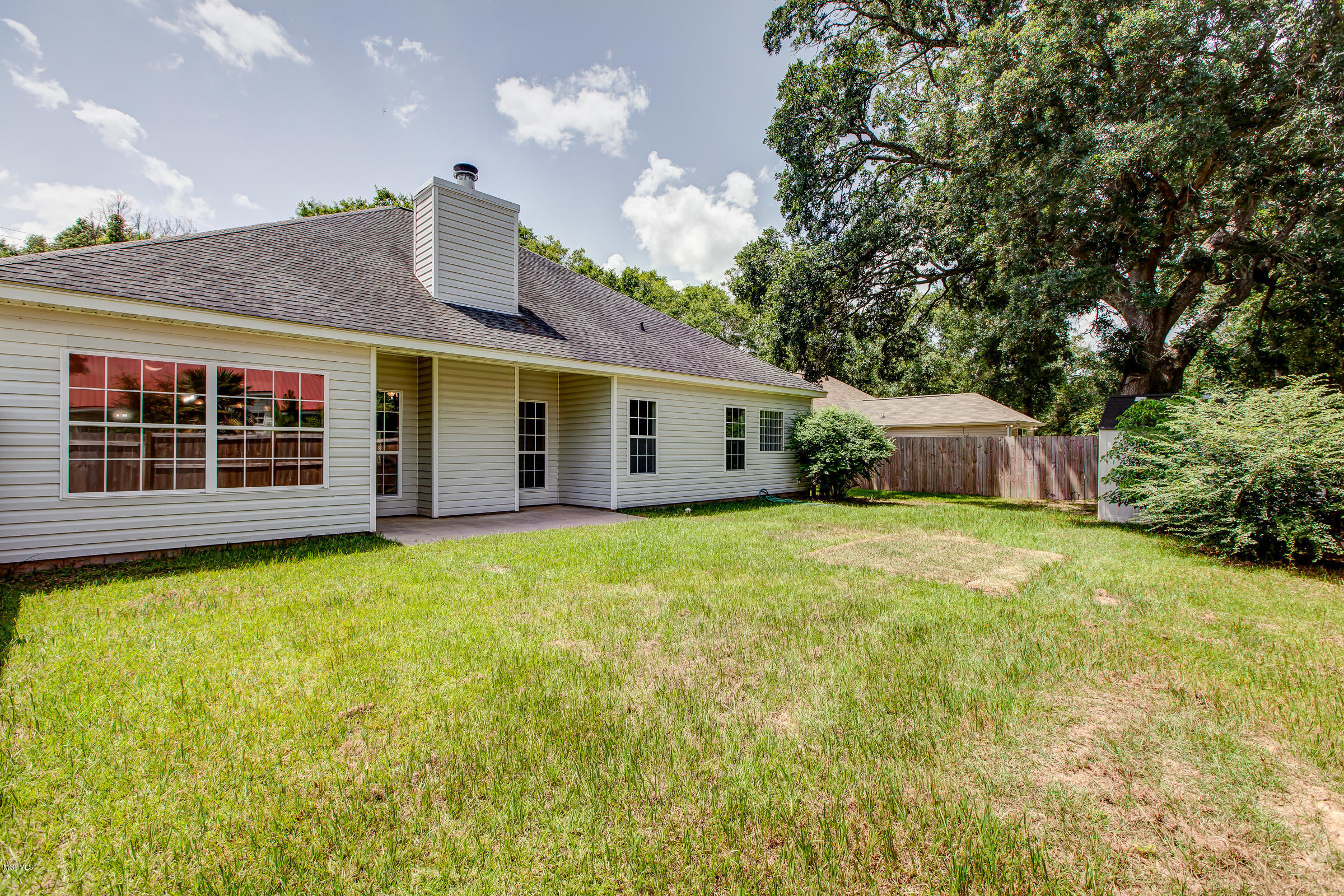 10670 Shorecrest Road Biloxi, MS 39532 - Photo 33 of 41 10670Shorecrest-32