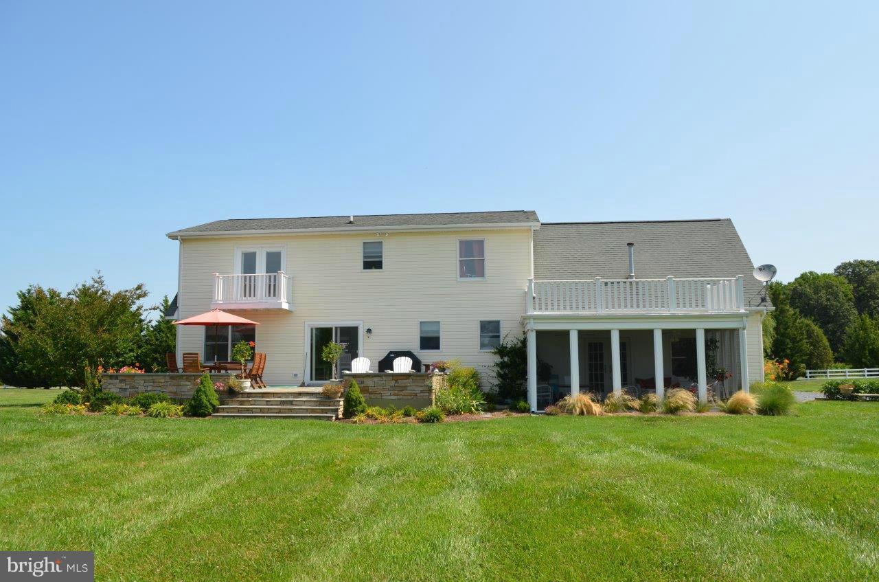 4566 Pinewood Road Oxford, MD 21654 - Photo 4 of 30 Exterior (Rear)