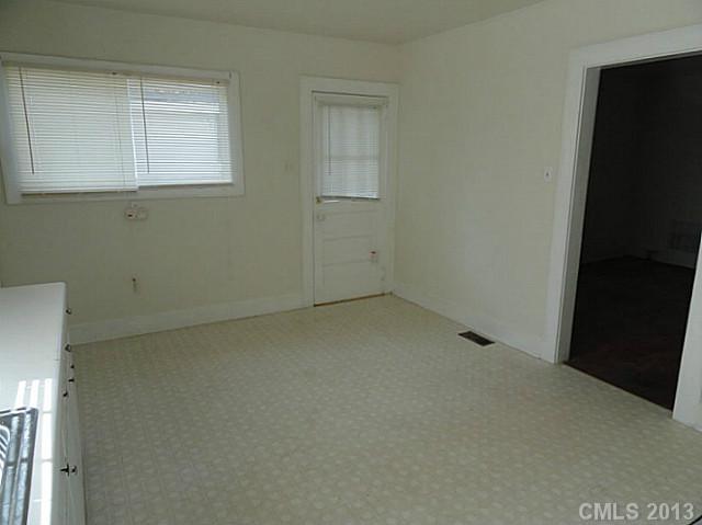 4050 Rutgers Avenue Charlotte, NC 28206 - Photo 2 of 5
