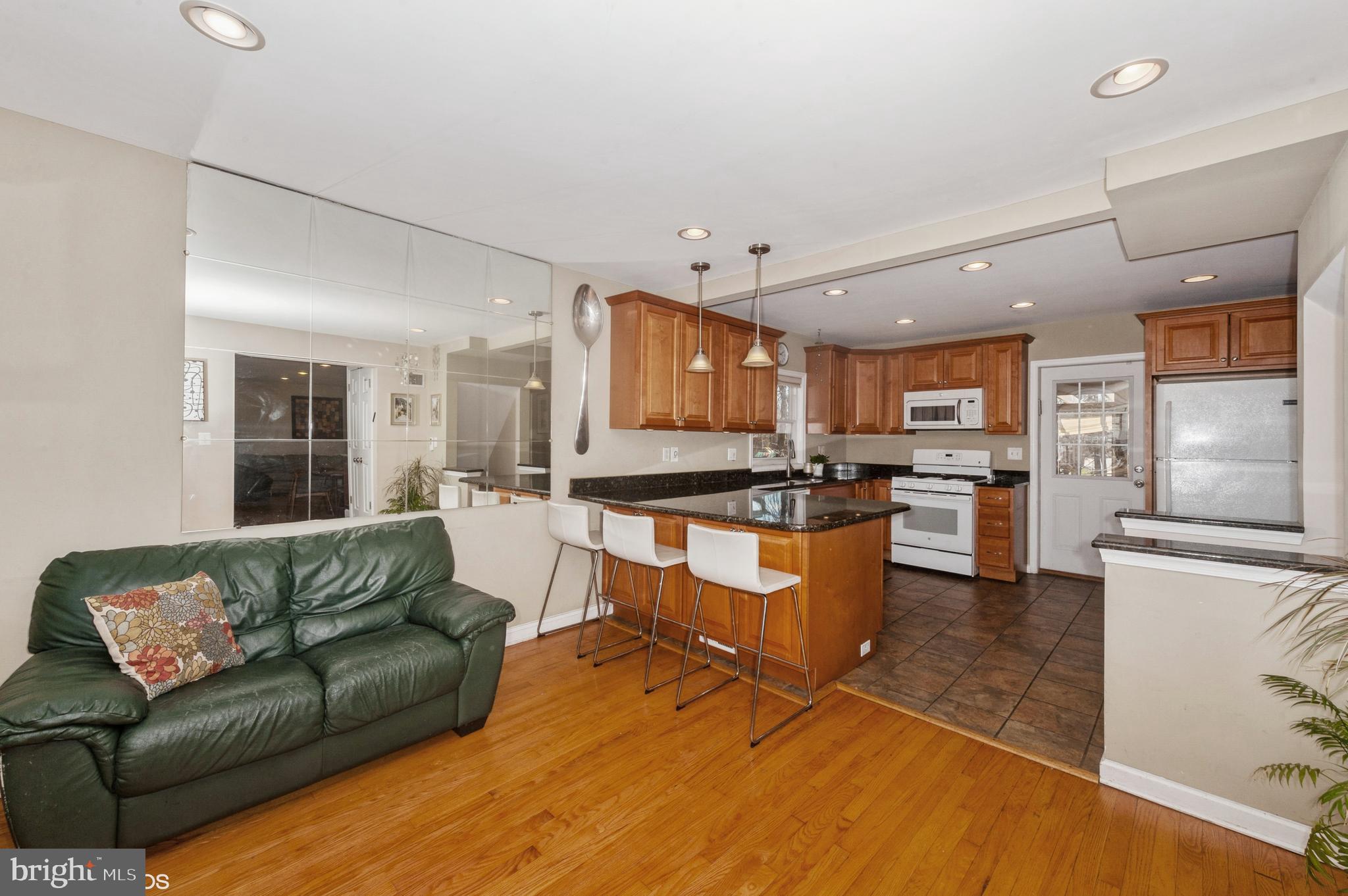 3109 Marnat Road Pikesville, MD 21208 - Photo 10 of 36 Gallery Image 10