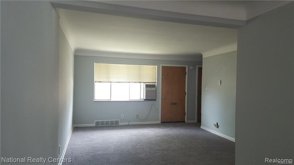 11220 Middlebelt Road, Unit 4 Livonia, MI 48150 - Photo 2 of 9