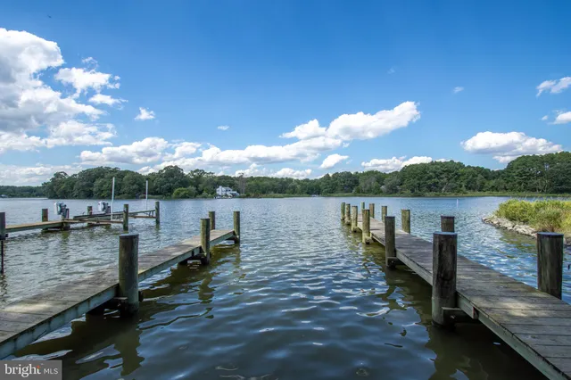 $1,175,000 | 964 Main Street, Deale, MD 20751