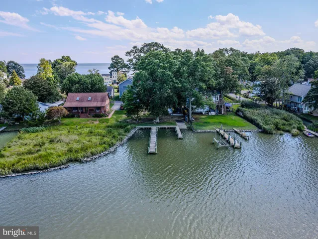 $1,175,000 | 964 Main Street, Deale, MD 20751