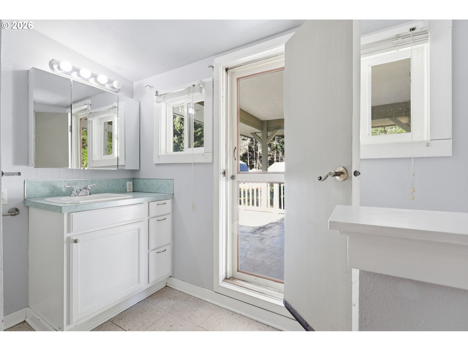 3220 Northeast Cavitt Road Camas, WA 98607 - Photo 15 of 46