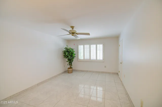 $299,999 | 9874 West Highwood Court, Sun City, AZ 85373