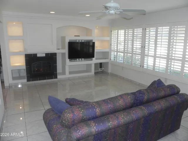 $299,999 | 9874 West Highwood Court, Sun City, AZ 85373