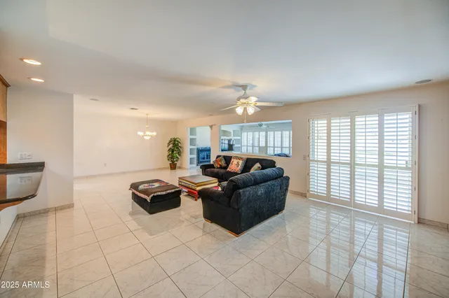 $299,999 | 9874 West Highwood Court, Sun City, AZ 85373