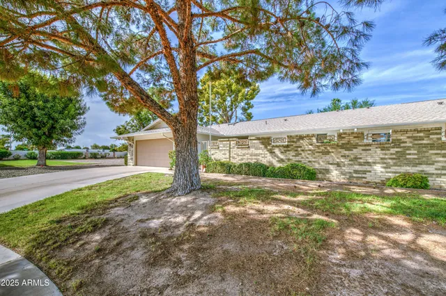 $299,999 | 9874 West Highwood Court, Sun City, AZ 85373