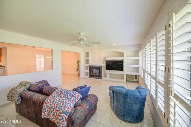 $299,999 | 9874 West Highwood Court, Sun City, AZ 85373