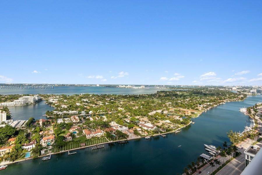 4775 Collins Avenue, Unit PH4206 Miami Beach, FL 33140 - Photo 10 of 10