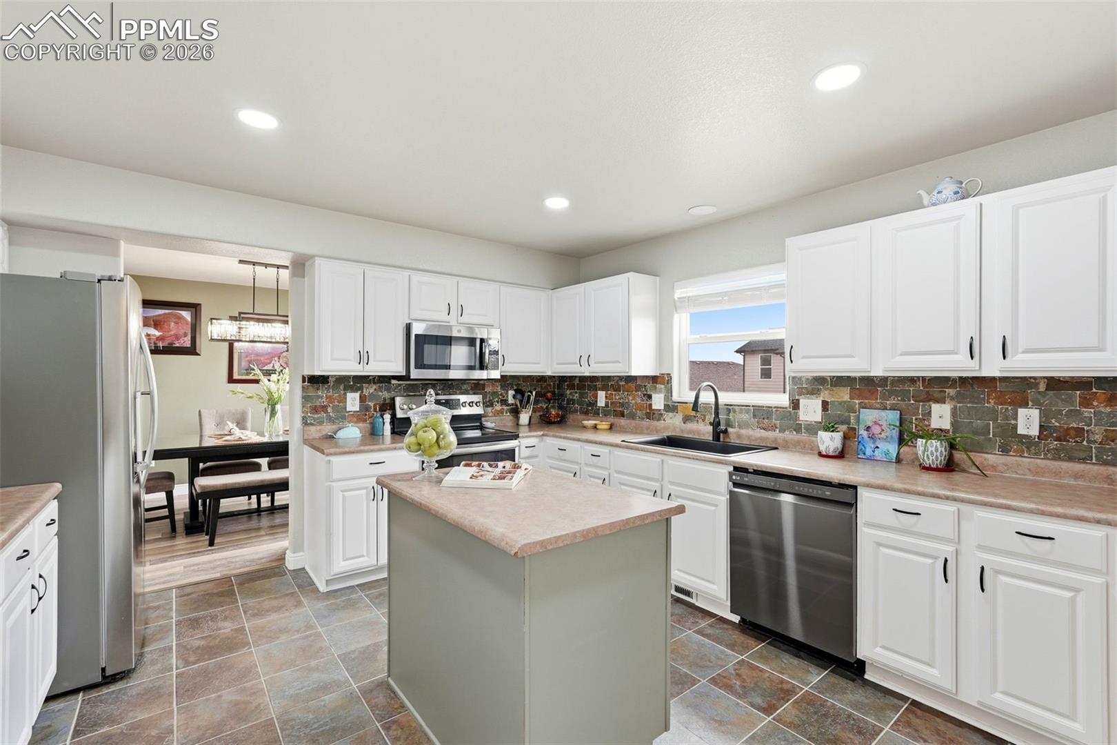 6907 Shimmering Leaf Road Colorado Springs, CO 80908 - Photo 12 of 49 Gallery Image 12