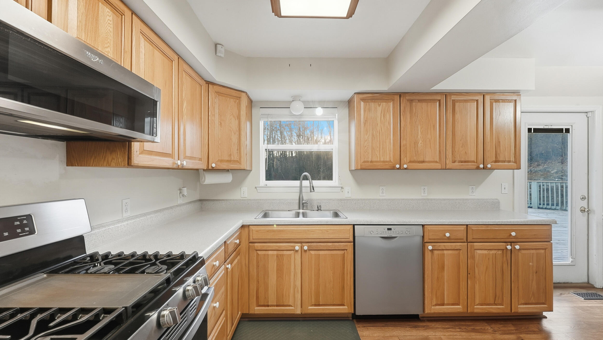 6321 Ridge Lake Road Hixson, TN 37343 - Photo 12 of 39 Kitchen