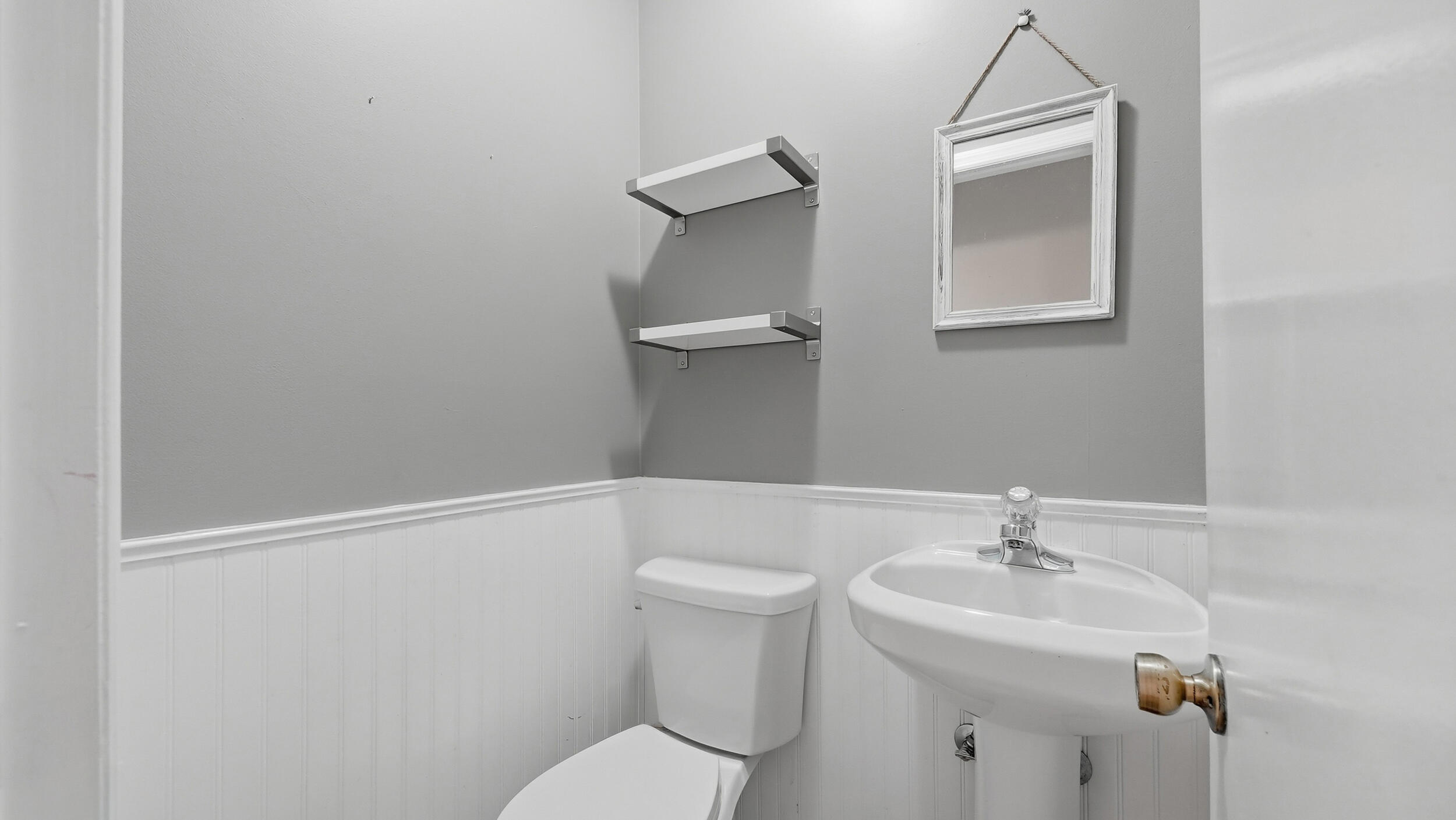 6321 Ridge Lake Road Hixson, TN 37343 - Photo 15 of 39 Half Bath