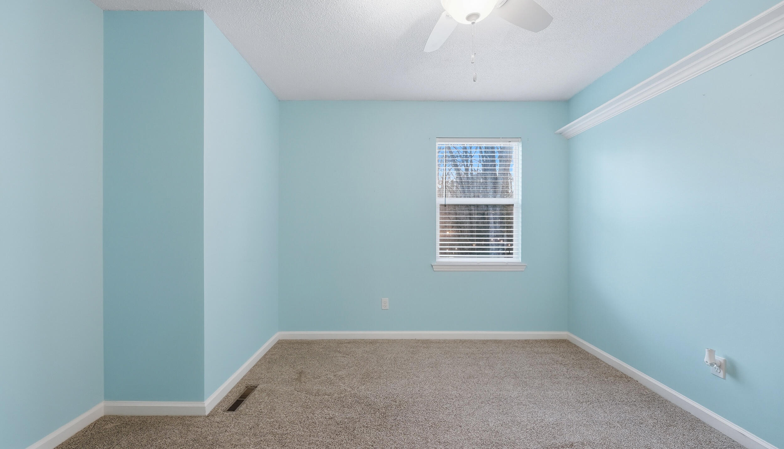 6321 Ridge Lake Road Hixson, TN 37343 - Photo 19 of 39 Bedroom 1