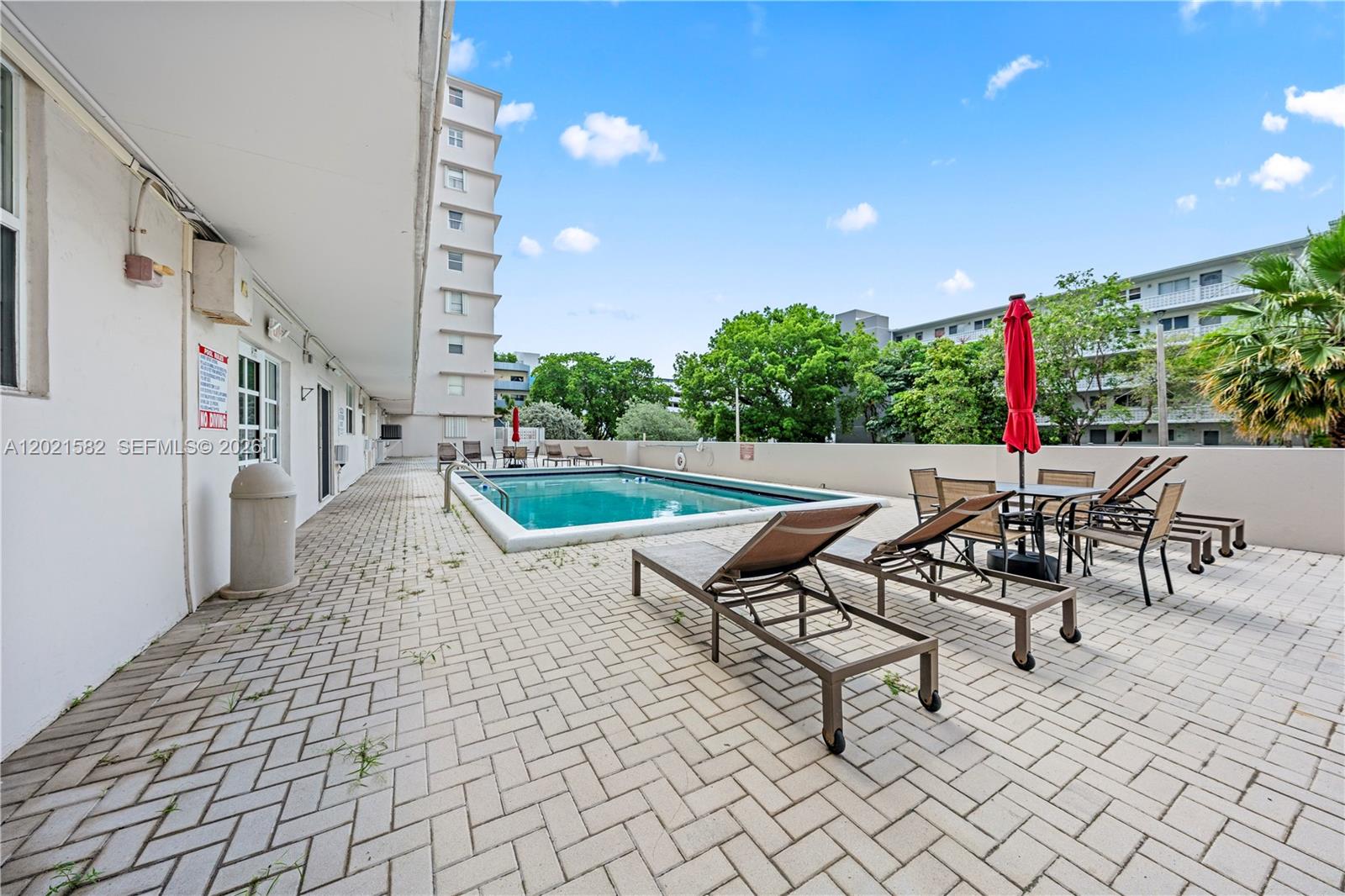 1300 Lincoln Road, Unit D204 Miami Beach, FL 33139 - Photo 19 of 26