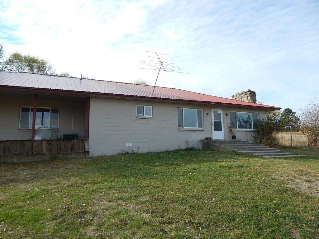 17313 North Austin Road Spokane, WA 99208 - Photo 2 of 15
