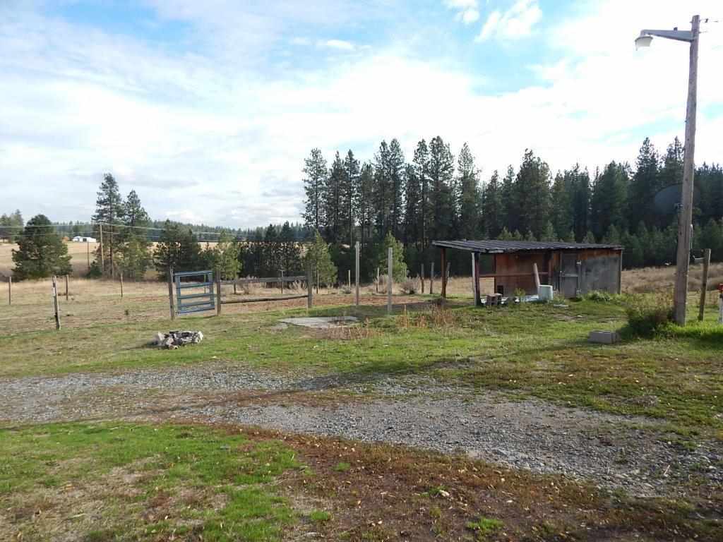 17313 North Austin Road Spokane, WA 99208 - Photo 8 of 15