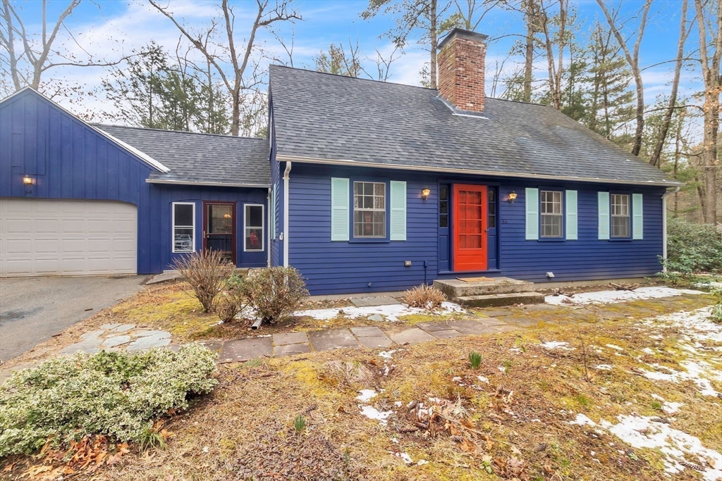 64 Heatherstone Road Amherst, MA 01002 - Photo 3 of 42 a front view of a house with a yard