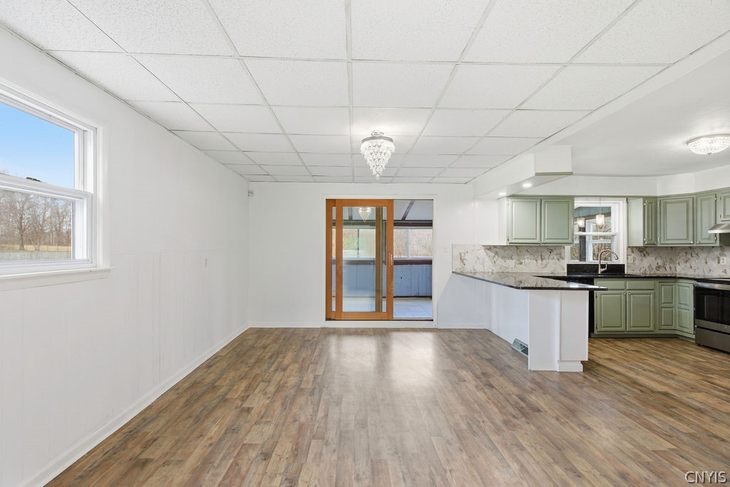 5960 Newport Road Camillus, NY 13031 - Photo 19 of 45 Dining area