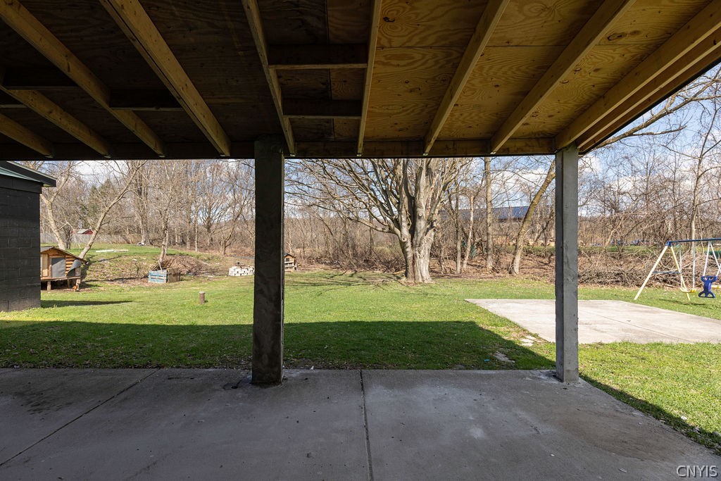 5960 Newport Road Camillus, NY 13031 - Photo 34 of 45 Walk out area