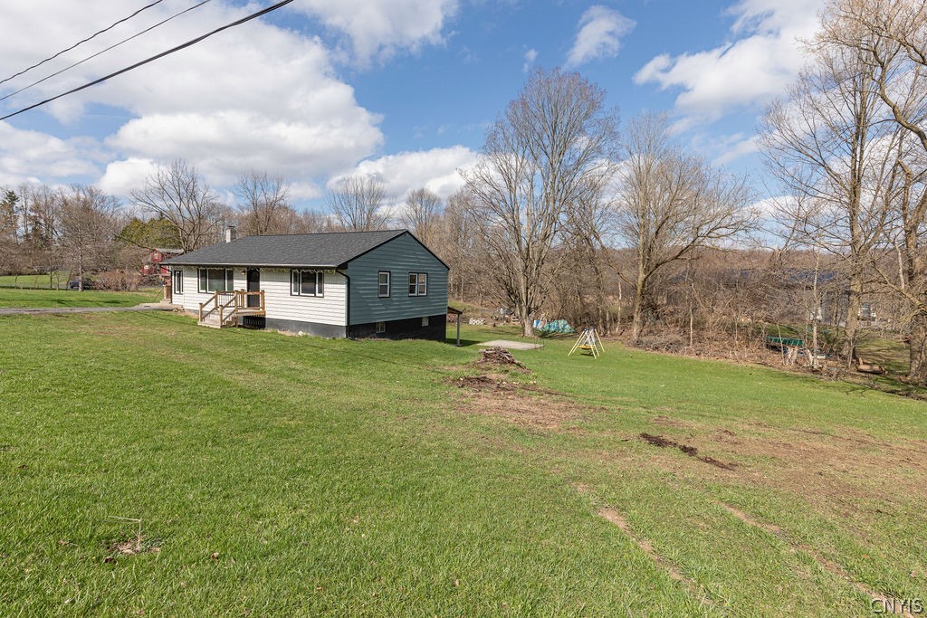 5960 Newport Road Camillus, NY 13031 - Photo 38 of 45