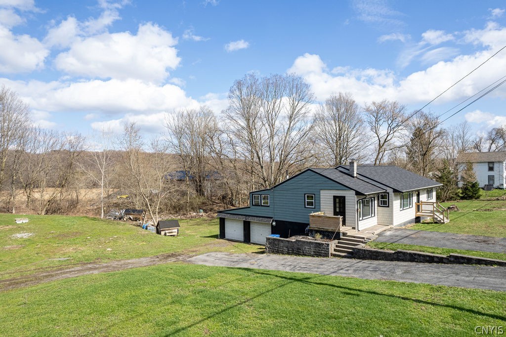 5960 Newport Road Camillus, NY 13031 - Photo 41 of 45