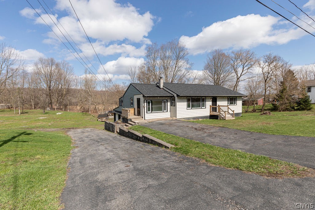 5960 Newport Road Camillus, NY 13031 - Photo 5 of 45