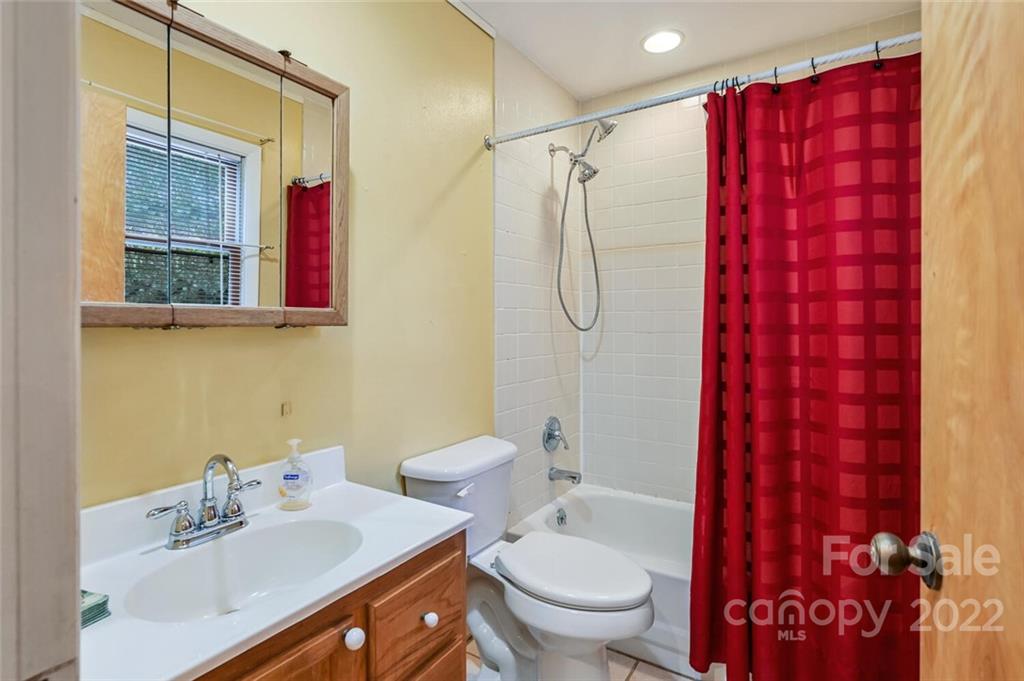 210 Christ School Road Arden, NC 28704 - Photo 15 of 42 Gallery Image 15