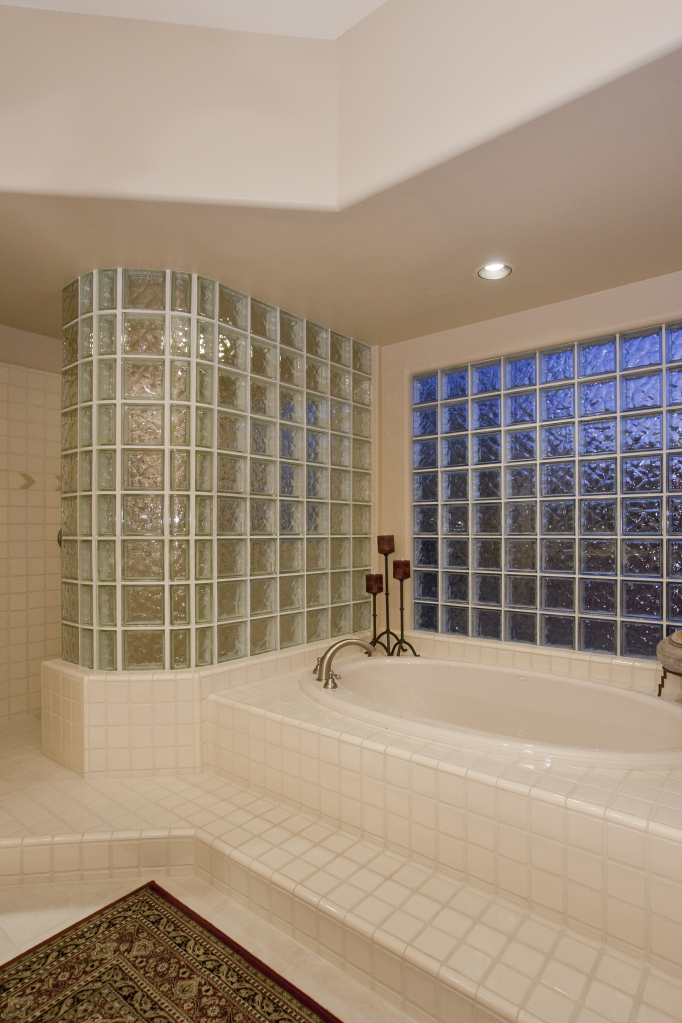 36636 Mule Train Road Carefree, AZ 85377 - Photo 23 of 35 MASTER BATH TUB/SHOWER