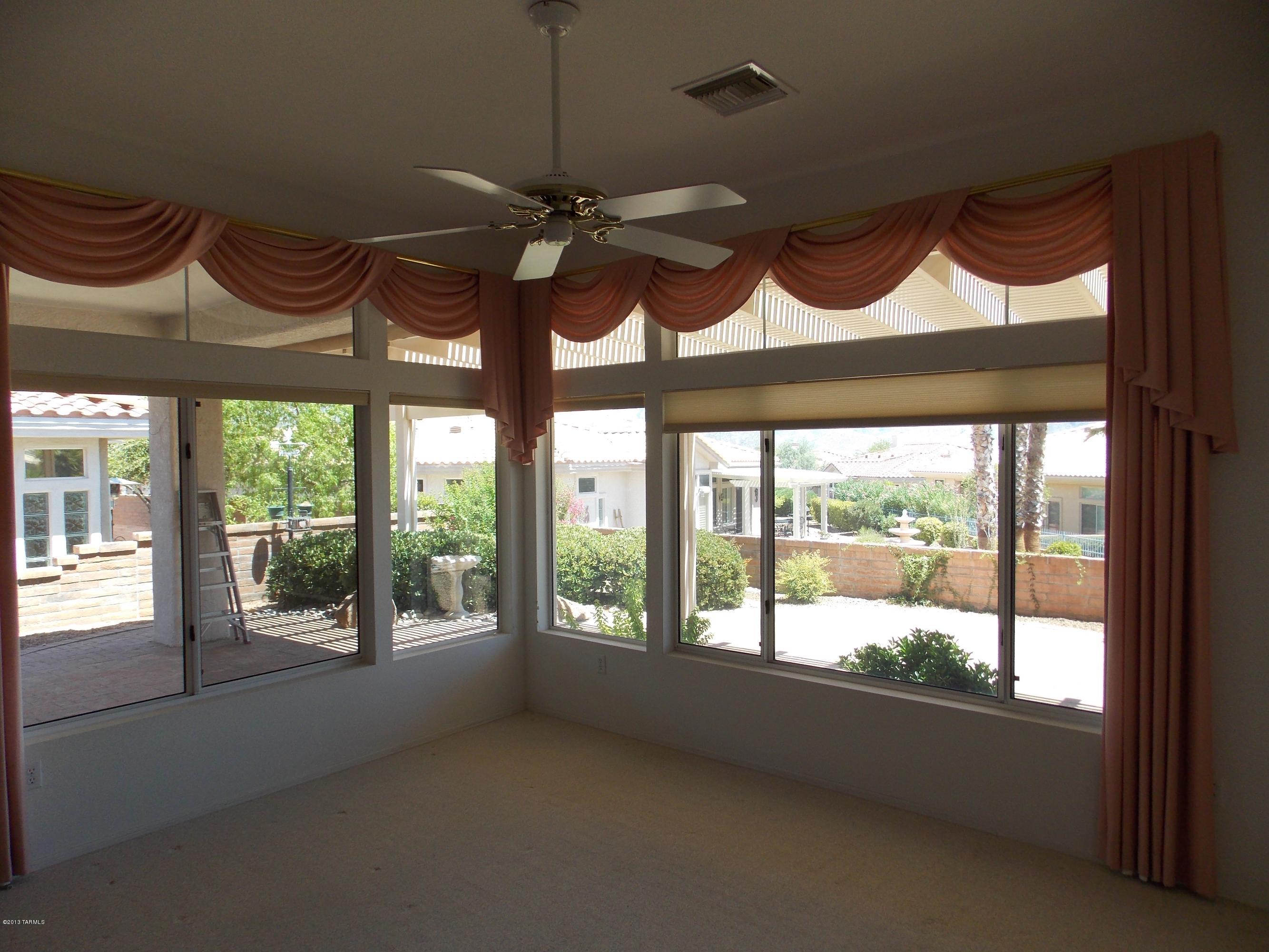1686 East Crown Ridge Way Tucson, AZ 85755 - Photo 6 of 46