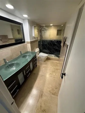 $3,100 | 19428 Northeast 26th Avenue, Unit 103B, Miami, FL 33180
