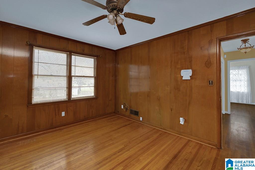 744 Sherwood Road Fairfield, AL 35064 - Photo 11 of 23