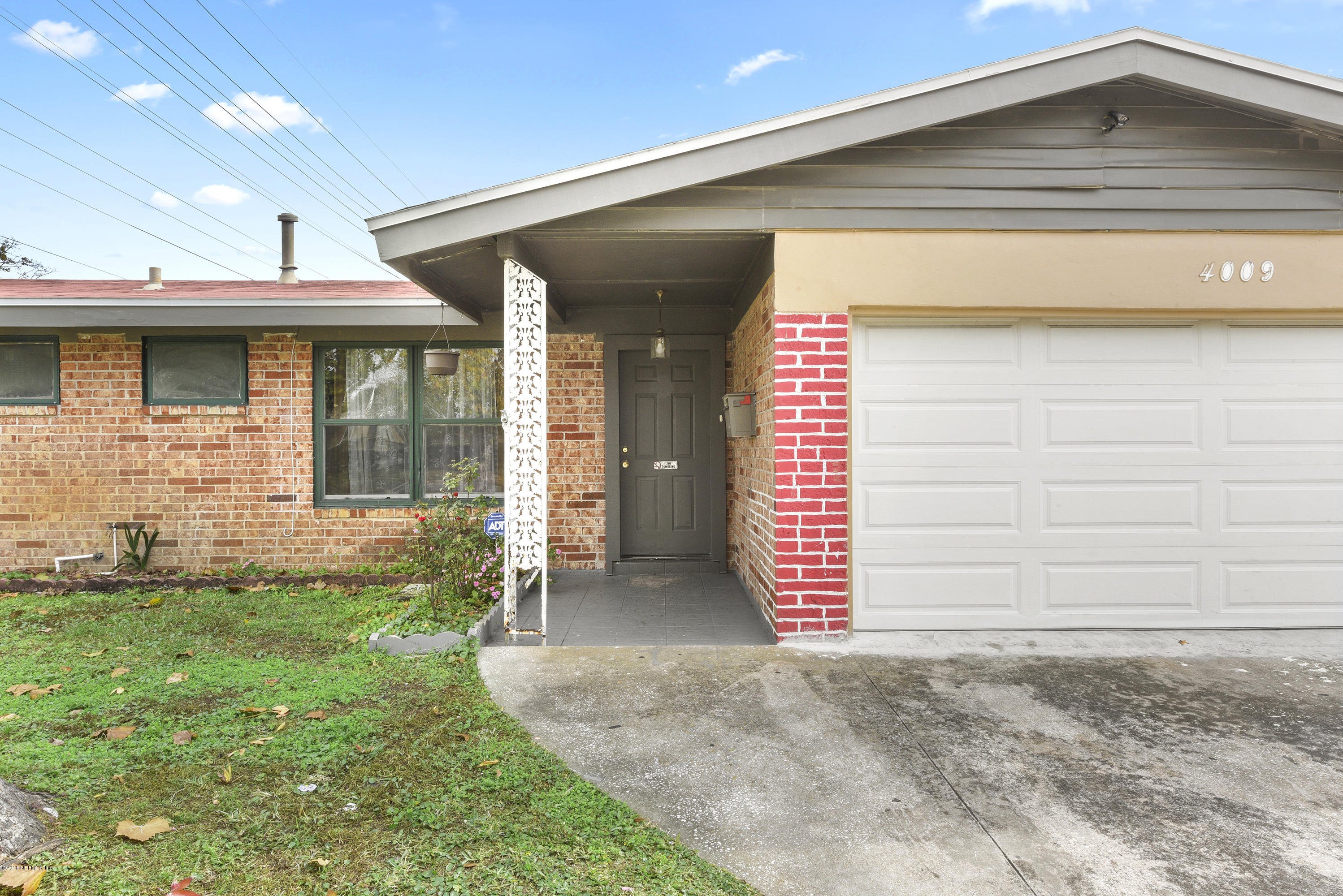 4009 Bender Road Jacksonville, FL 32207 - Photo 4 of 23 4009 Bender_004_WEB