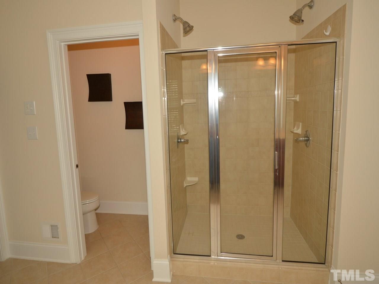 9404 Collingdale Way Raleigh, NC 27617 - Photo 12 of 23 Gallery Image 12