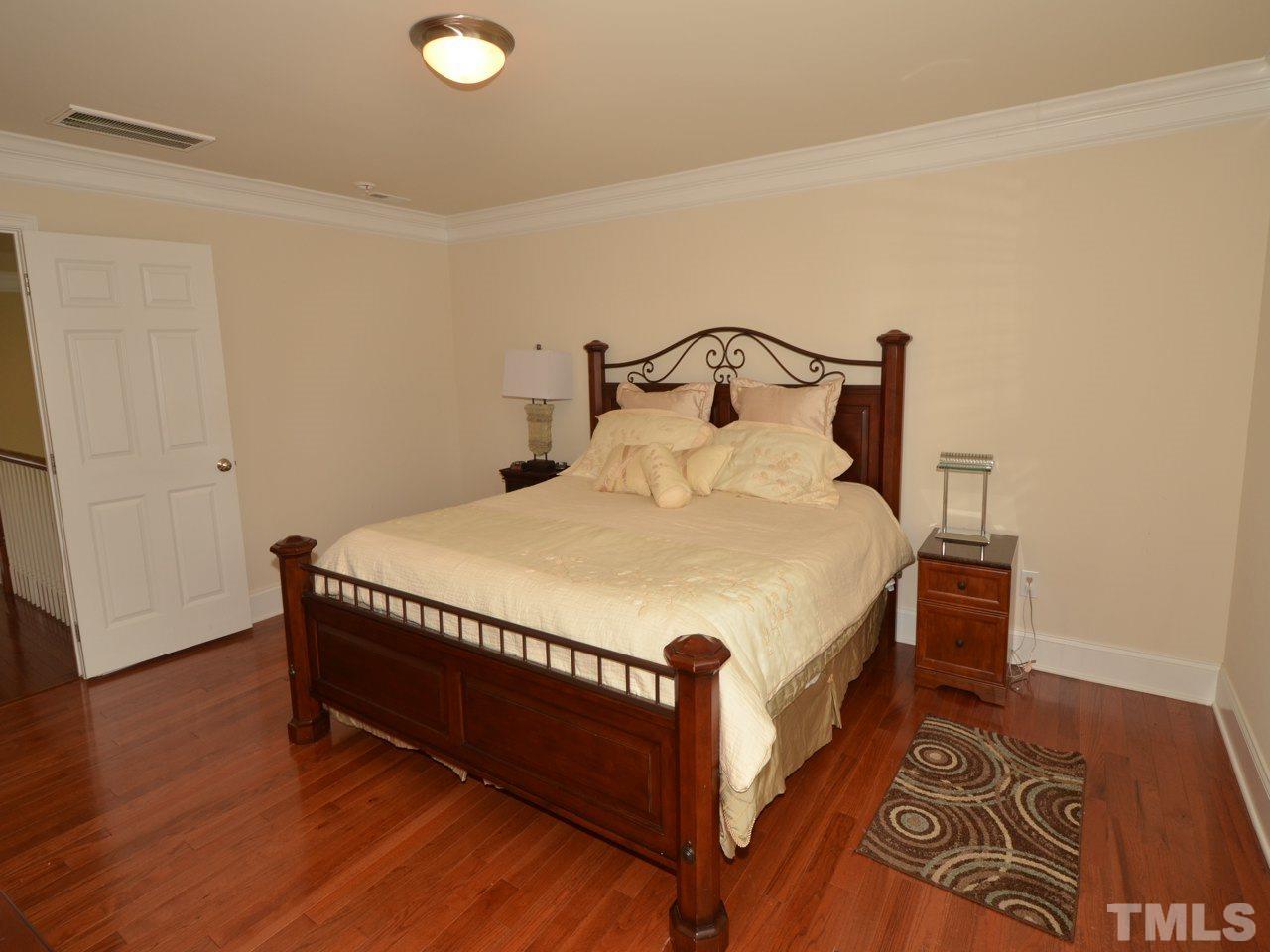 9404 Collingdale Way Raleigh, NC 27617 - Photo 16 of 23 Gallery Image 16