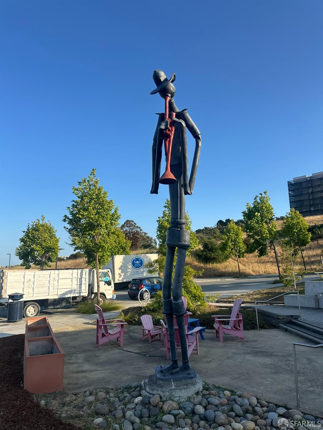 134 Albatross Court San Francisco, CA 94124 - Photo 36 of 40 a view of outdoor space with seating area