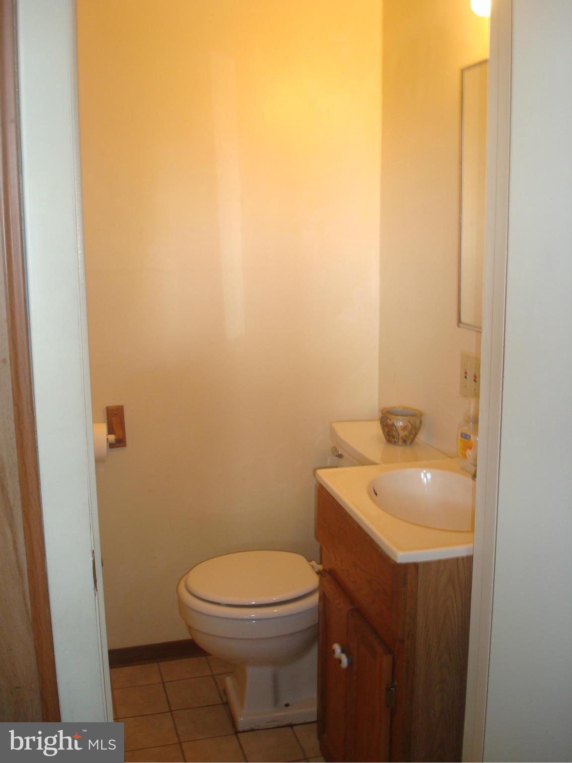 9650 Dundawan Road Baltimore, MD 21236 - Photo 15 of 19 Bath