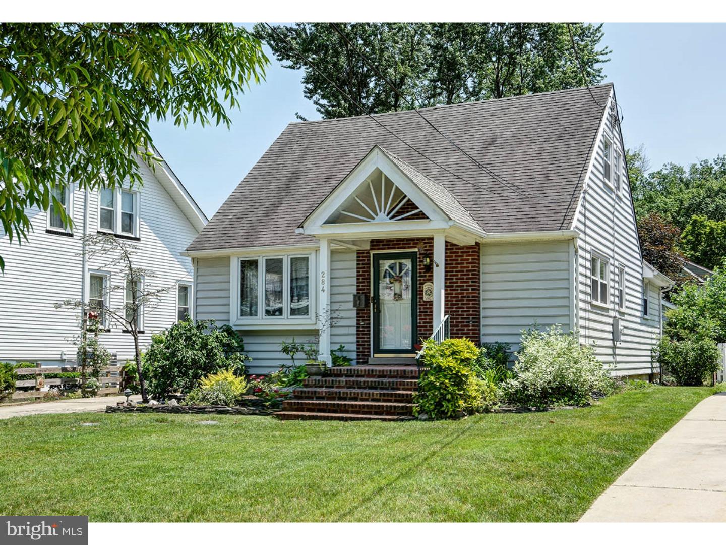 284 Rhoads Avenue Haddonfield, NJ 08033 - Photo 2 of 25 Gallery Image 2