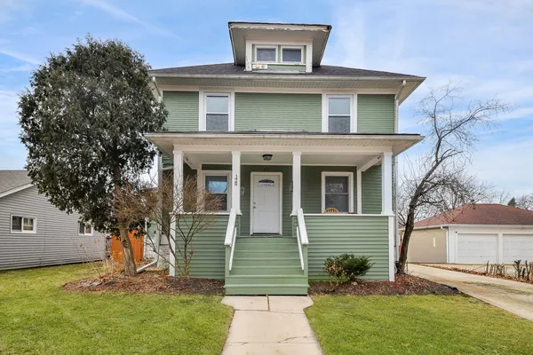 $395,000 | 128 East Blair Street, West Chicago, IL 60185