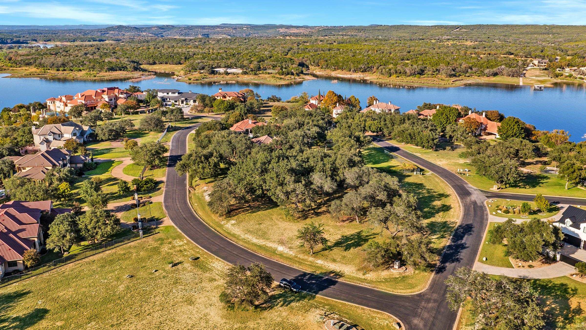25700 Cliff Circle Spicewood, TX 78669 - Photo 4 of 25