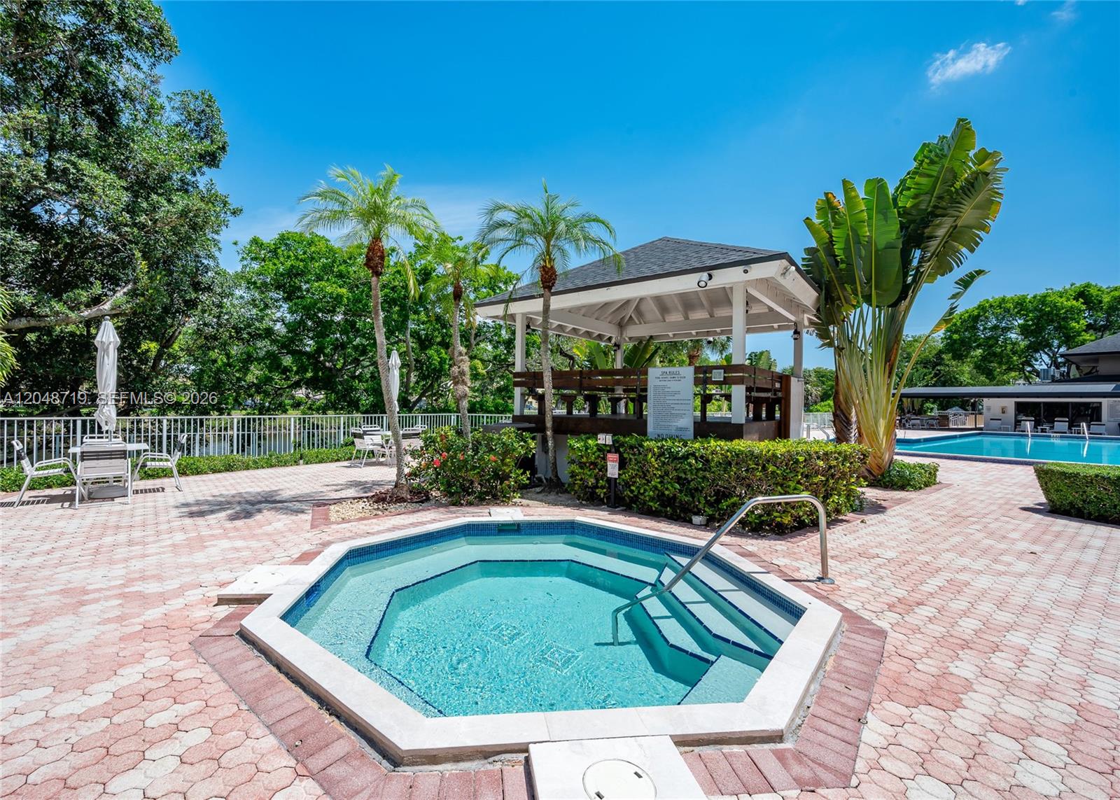 7705 Southwest 86th Street, Unit B114 Miami, FL 33143 - Photo 8 of 34