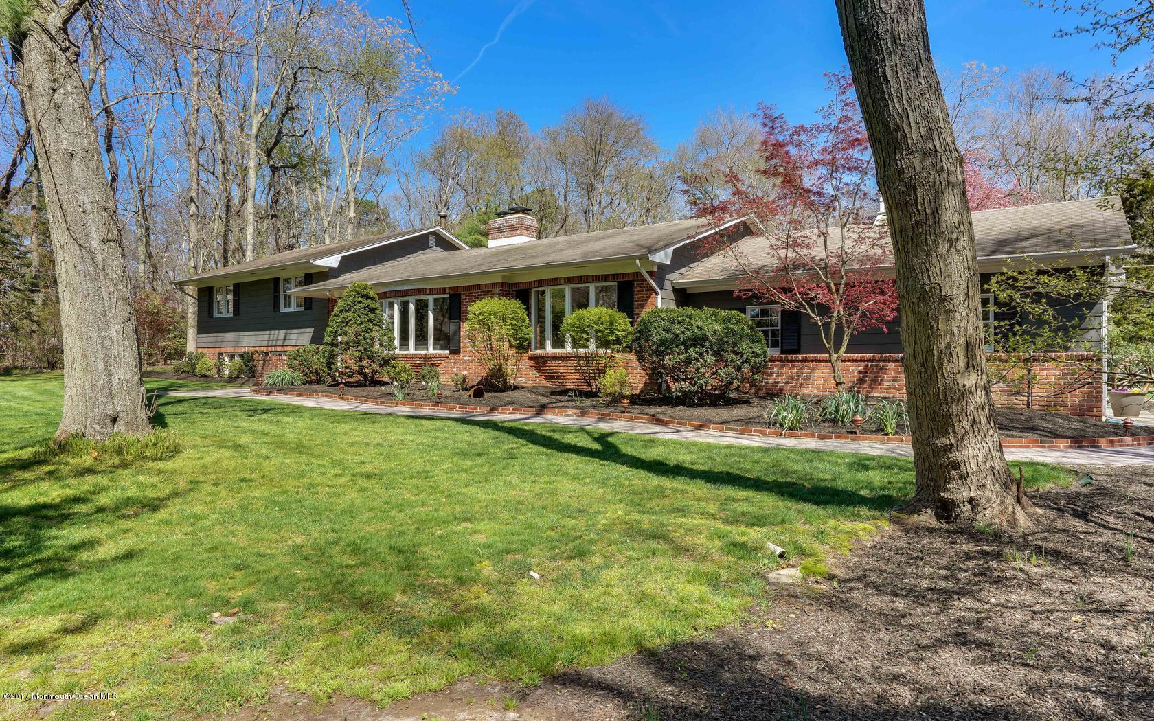 1744 Martin Road Wall, NJ 07719 - Photo 4 of 46 NICELY TUCKED AWAY