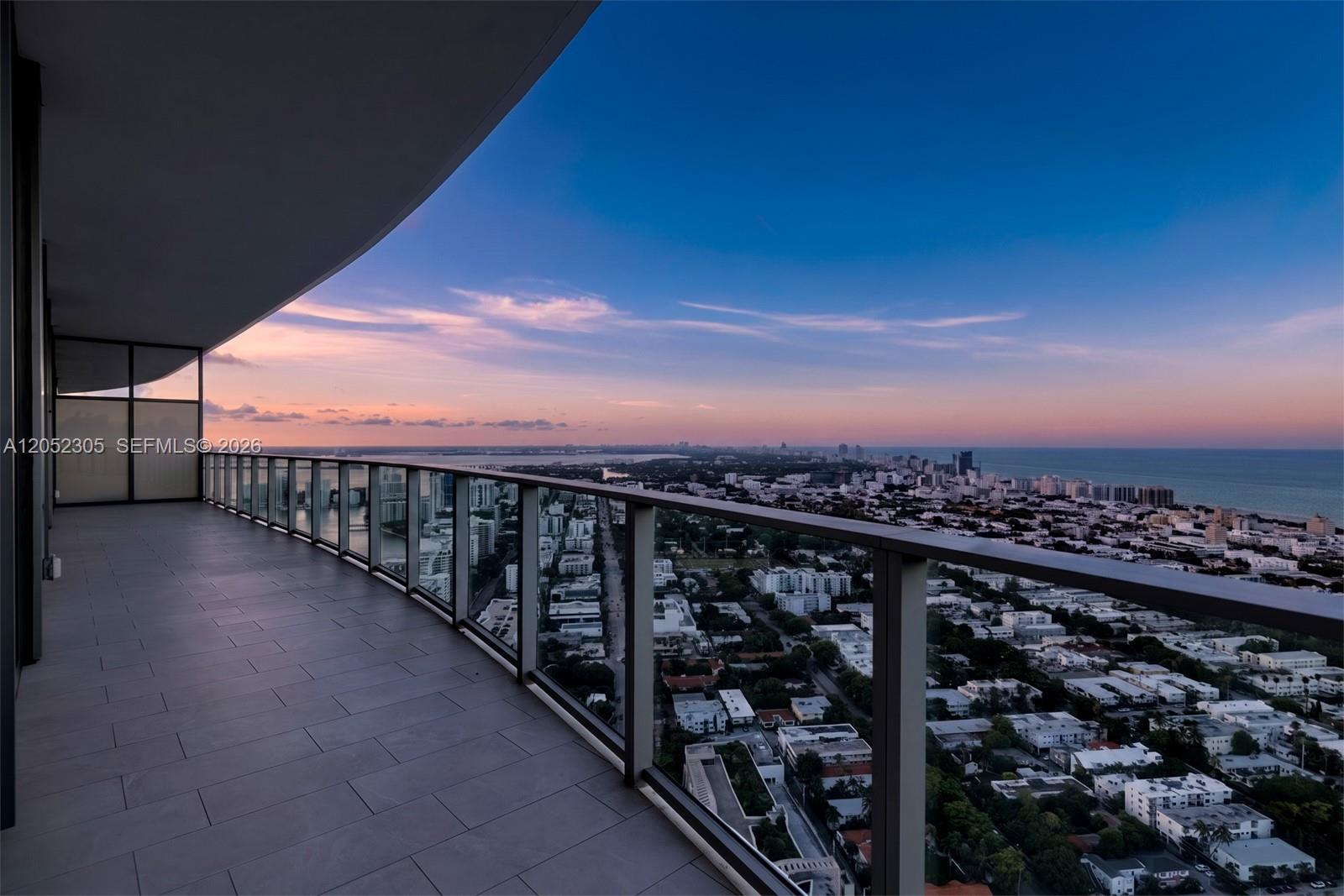 500 Alton Road, Unit PH4701 Miami Beach, FL 33139 - Photo 116 of 117 Gallery Image 116