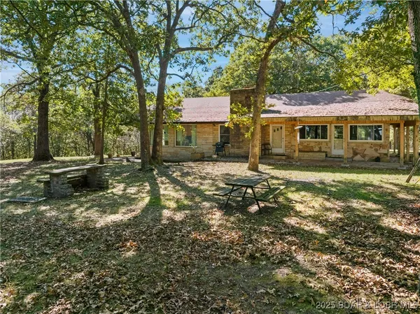 76 Breezy Hill Lane, Camdenton, MO 65020